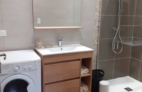 Saint-Julien-Chapteuil Apartment | Apartment "soleil" terrace private parking