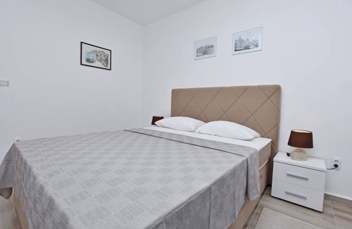 Tivat Apartment | Apartments Klakor PS