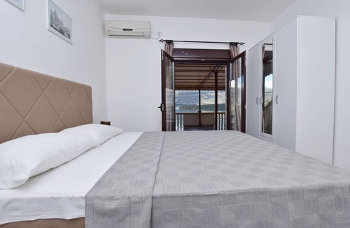 Tivat Apartment | Apartments Klakor PS