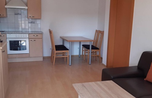 Illmitz Apartment | Apartment/1 Schlafraum/hof - Ferienwohnungen & Weingut Fam. Kroiss