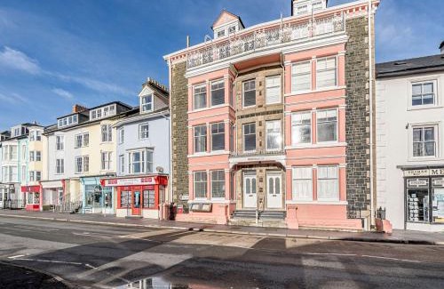 Aberdovey House | Apartment 1 - Uk32244