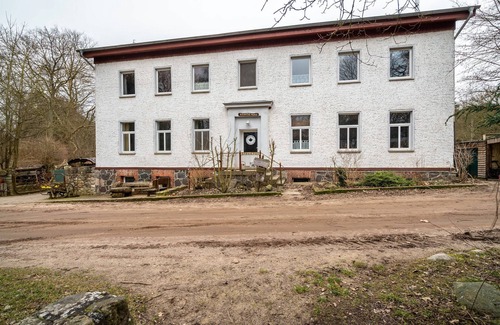 Feldberger Seenlandschaft Apartment | Apartment '2 Neu' with Shared Garden