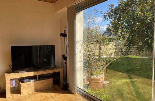 Tregastel House | Apartment 20m from Tourony beach in TREGASTEL