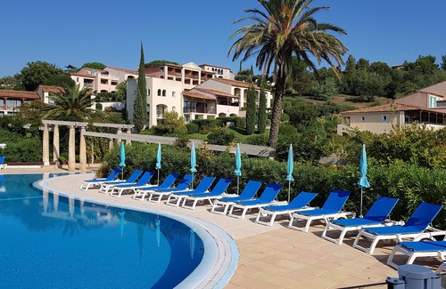 Les Restanques Apartment | Apartment 36m2 sleeps 4 Terrace sea viewnThe Parks of GrimaudnAir conditioning