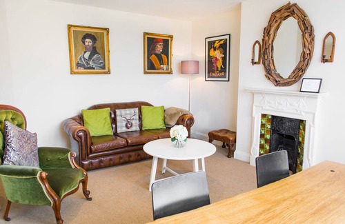 Norwich Cottage | Apartment 5 | York Terrace - Walking Distance to Norwich City Centre!