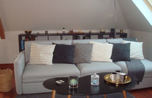 Plouguerneau Apartment | Apartment 60 m2, 3rd floor with elevator, sea view and town center.