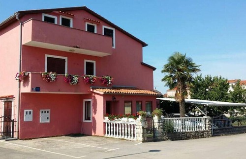 Vrvari Apartment | Apartment A5 - Two Bedroom Apartment, Sleeps 5