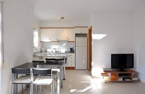 Denia Apartment | Apartment "Albatross" close to the Sea with Shared Pool & Wi-Fi
