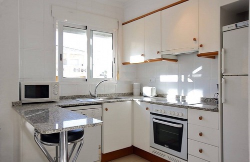 Denia Apartment | Apartment "Albatross" close to the Sea with Shared Pool & Wi-Fi