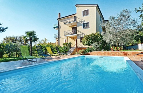 Valica Apartment | Apartment Albina by Interhome