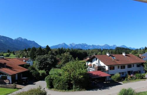Berghof Apartment | Apartment Alpenblick 7, Halblech im Allgäu, Bergblick pur - NEUERÖFFNUNG!