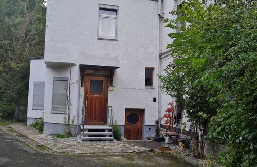 Weststadt House | Apartment at Levinscherpark, 3km from downtown