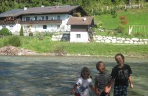 Lofer Apartment | Apartment B, bath, toilet, 1 bed room - Haus Dornach, Schmiderer