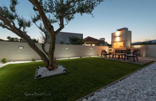 Razanac Apartment | Apartment Black Diamond