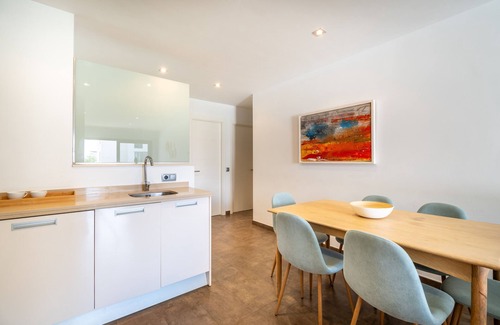 Puerto de Pollensa Apartment | Apartment 'Boquer' with Shared Pool, 2 Private Terraces and Wi-Fi