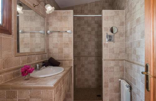 Campos Apartment | Apartment Bougaivillea by Finca Es Torrent