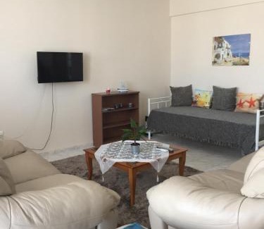 Perea Apartment | Apartment by the beach with amazing sea view