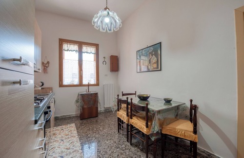 Trepuzzi Apartment | Apartment 'Casa Degli Zii' with Private Garden, Wi-Fi and Air Conditioning