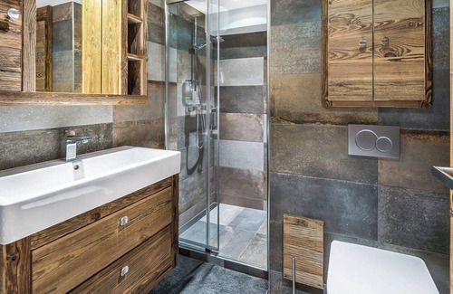 Meribel Villa | Apartment Caves - One Bedroom Villa, Sleeps 4