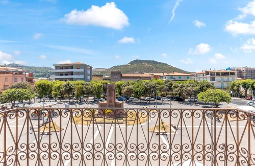 Bosa Historic Centre Apartment | Apartment 'Color Sabbia' with Balcony, Wi-Fi and Air Conditioning