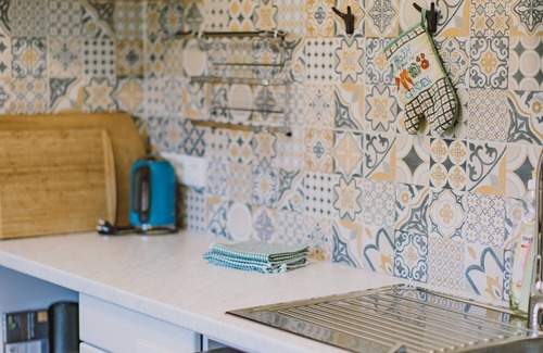 Germaringen Apartment | Apartment 'Deer' with Shared Garden, Wi-Fi and Air Conditioning