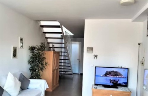 Benicarlo Apartment | Apartment 'Duplex Mediterranea' with Sea View, Shared Pool and Air Conditioning