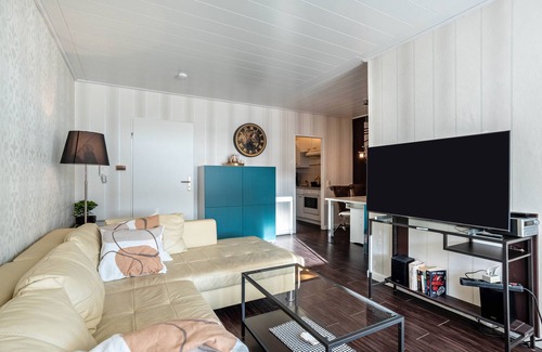 Laboe Apartment | Apartment 'Erlebnisurlaub Laboe 2' with Balcony and Wi-Fi
