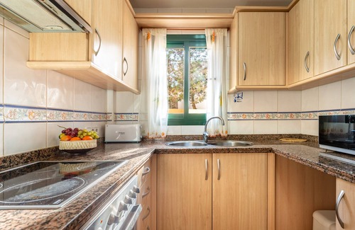 Es Pujols Apartment | Apartment 'Es Pujols' with Private Terrace, Wi-Fi and Air Conditioning