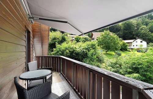 Buehlertal Apartment | Apartment 'Ferienwohnung Wintereck' with Mountain View