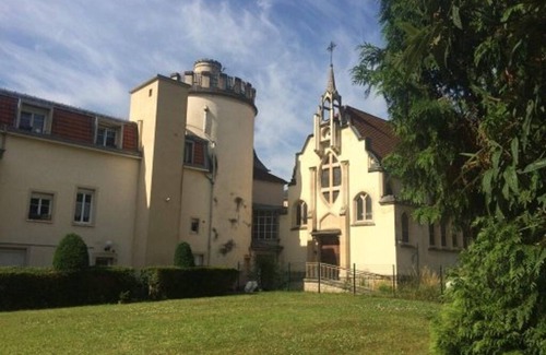 Essey-les-Nancy Apartment | Apartment for 4 people near Nancy in a private park