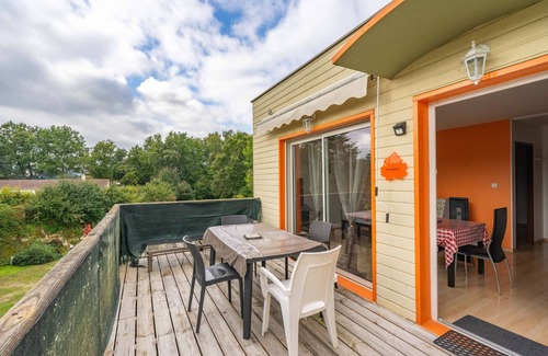 Saint-Simon-de-Bordes Apartment | Apartment 'Le Clos Du Champ De L'Amour - Fort Boyard' with Private Pool and Air Conditioning