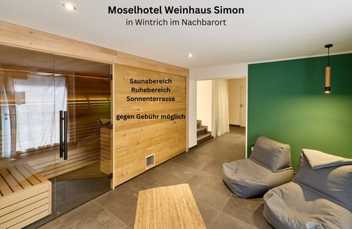 Niederemmel Apartment | Apartment - ground floor apartment, 70 qm², new kitchen, terrace, parking lot, modern, up to 4 pers