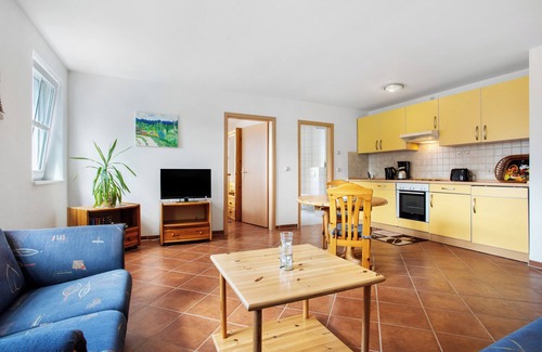 Koserow Apartment | Apartment "Haus Seeadler 9" with Shared Terrace & Wi-Fi