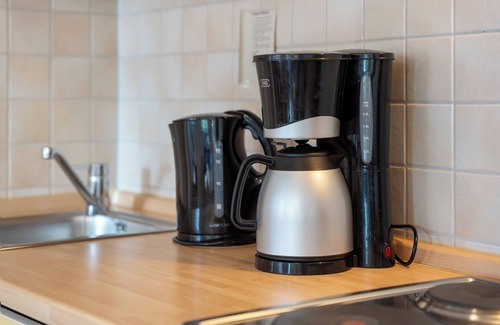 Koserow Apartment | Apartment "Haus Seeadler 9" with Shared Terrace & Wi-Fi