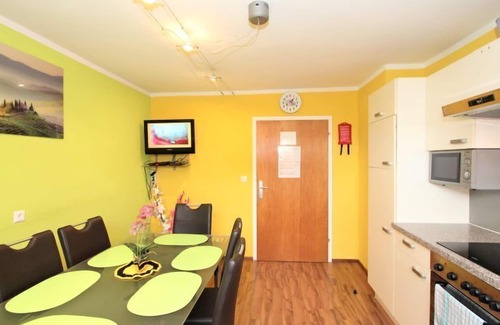 Ried im Zillertal Apartment | Apartment Heidi by Interhome
