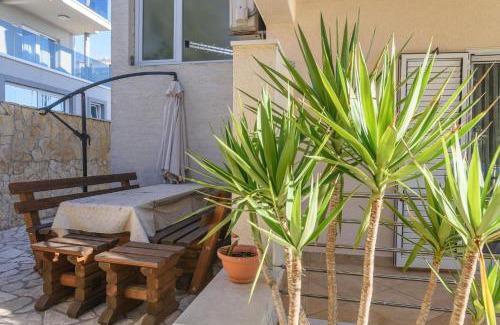 Businci Apartment | Apartment Helli