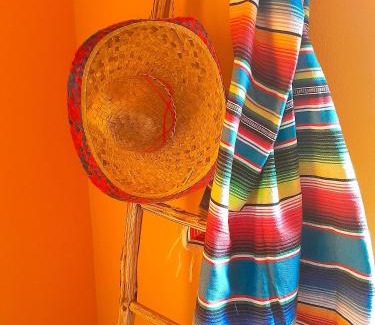 Niederneisen Apartment | Apartment im Mexiko-Stil