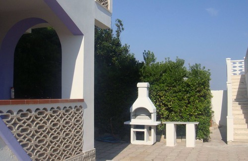 Taranto Villa | Apartment in a detached villa up to 7 people, ideal for families