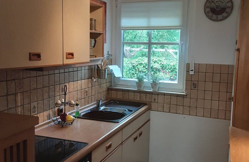 Toenisvorst Apartment | Apartment in a quiet location, in the middle of orchards on the outskirts of St.Tönis