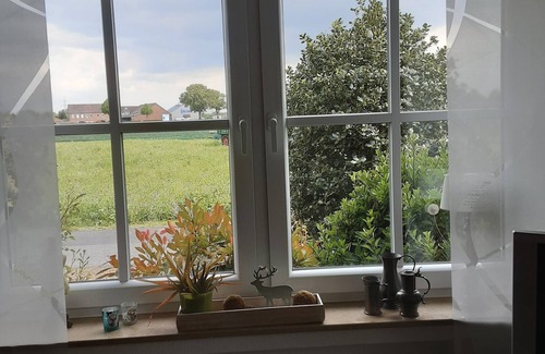 Toenisvorst Apartment | Apartment in a quiet location, in the middle of orchards on the outskirts of St.Tönis