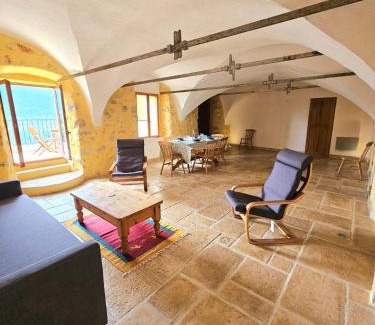 Bargemon Apartment | Apartment in Bargemon