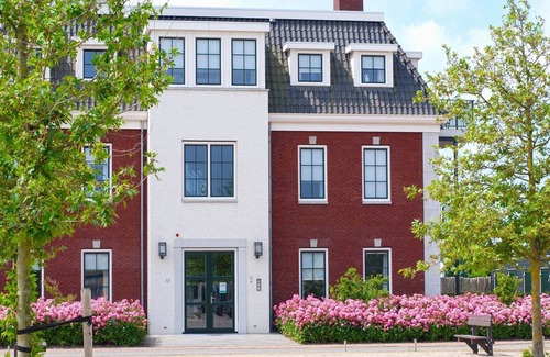 Colijnsplaat Apartment | Apartment in Colijnsplaat with Sauna and Jacuzzi