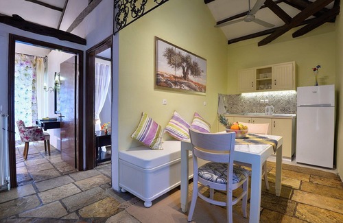 Doukades Apartment | Apartment in Corfu near the Sea