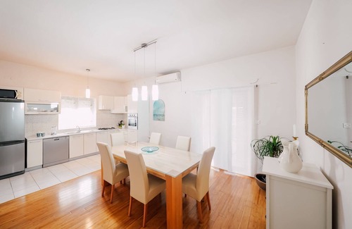 Ljubac Apartment | Apartment in Croatia near the Coast