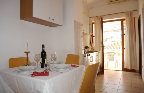 Dugi Rat Apartment | Apartment in Dugi Rat with Seaview, Balcony, Air condition, WIFI (5132-6)