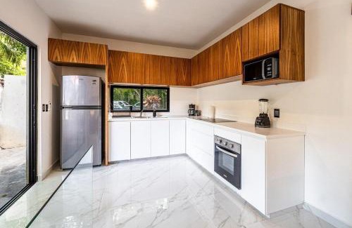 Playacar Fase I Apartment | Apartment in duplex one block from Playacar beach