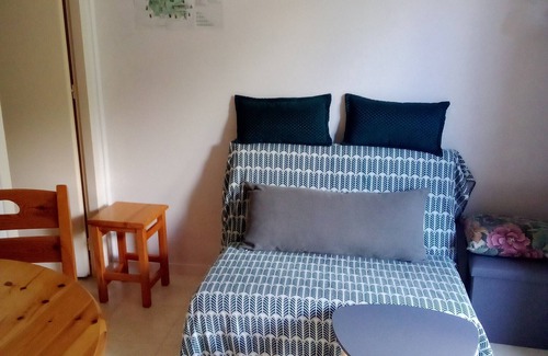 Saint-Mamet Apartment | Apartment in the mountains vacations, spa treatments, balneotherapy