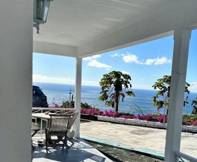 Oyster Bay Apartment | Apartment in Montagne Charlot with stunning view of the lagoon