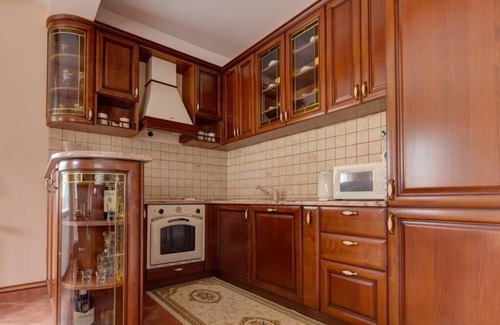 Radanovici Apartment | Apartment in Radanovici with Private Parking