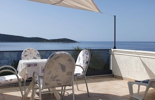 Sevid Apartment | Apartment in Sevid with Seaview, Terrace, Air condition, WIFI (4746-2)